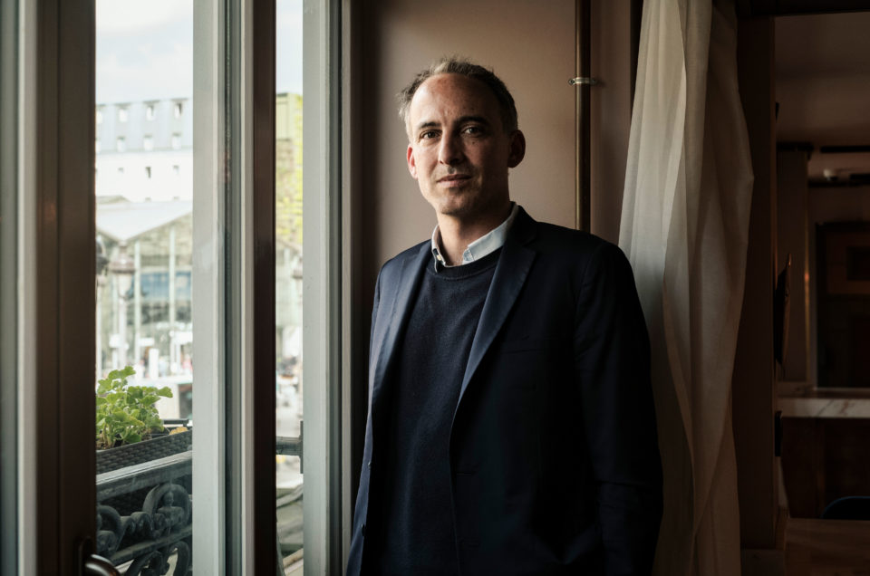 Portrait de Raphael Glucksmann pour Le Monde